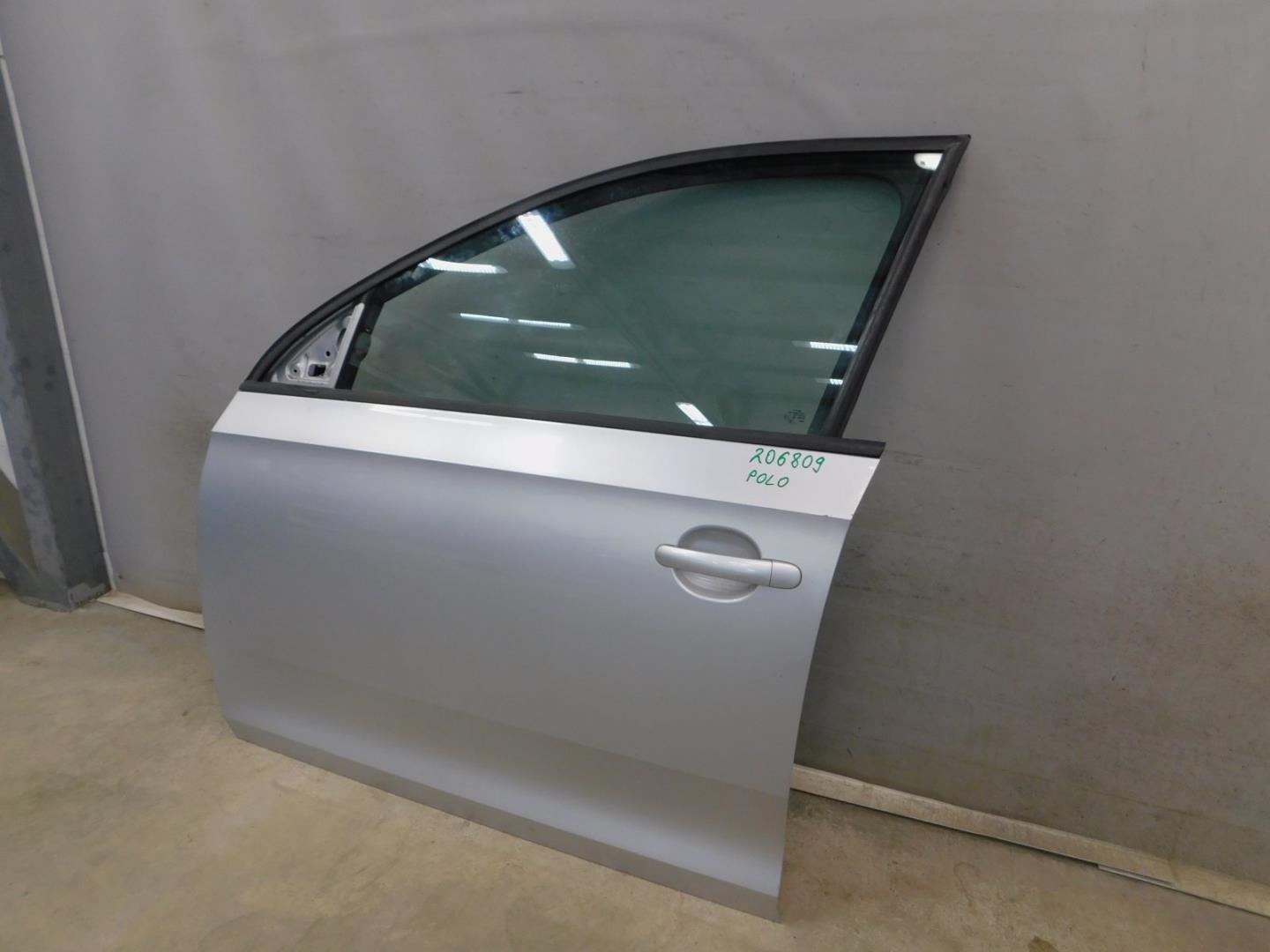 Дверь передняя левая