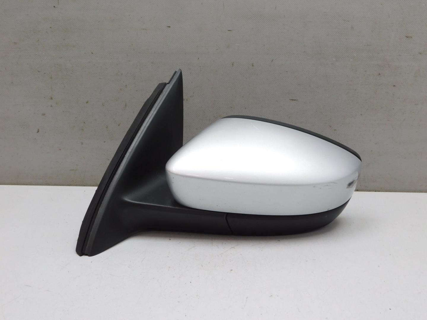 Зеркало левое электрическое