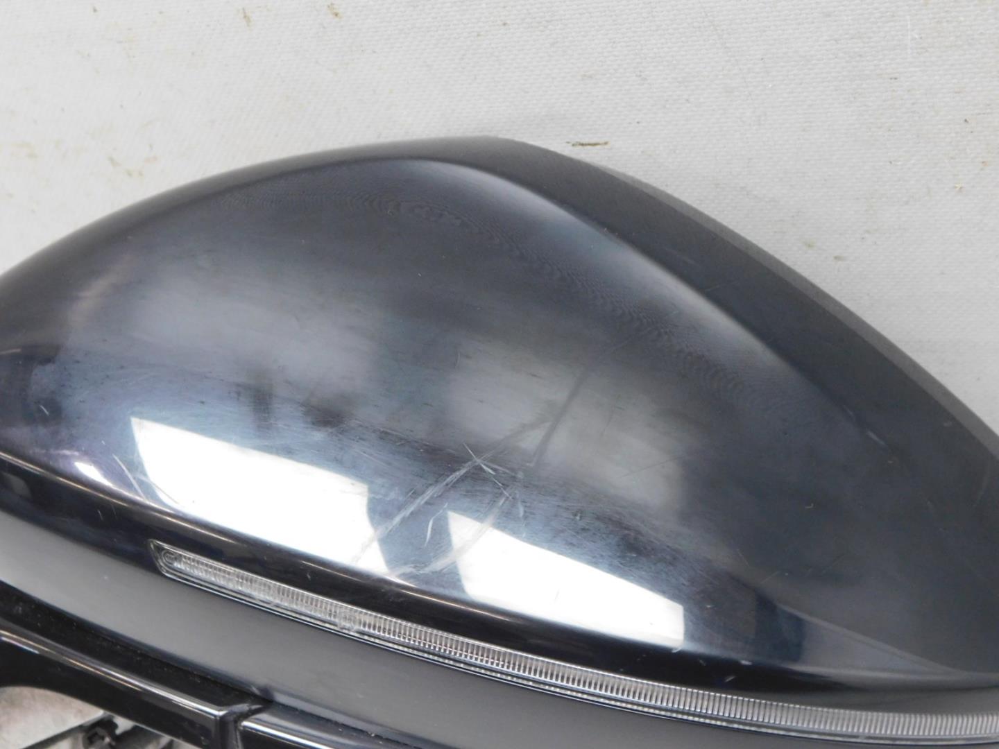 Зеркало левое электрическое