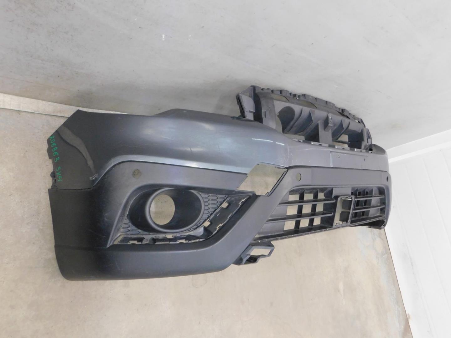 Бампер передний