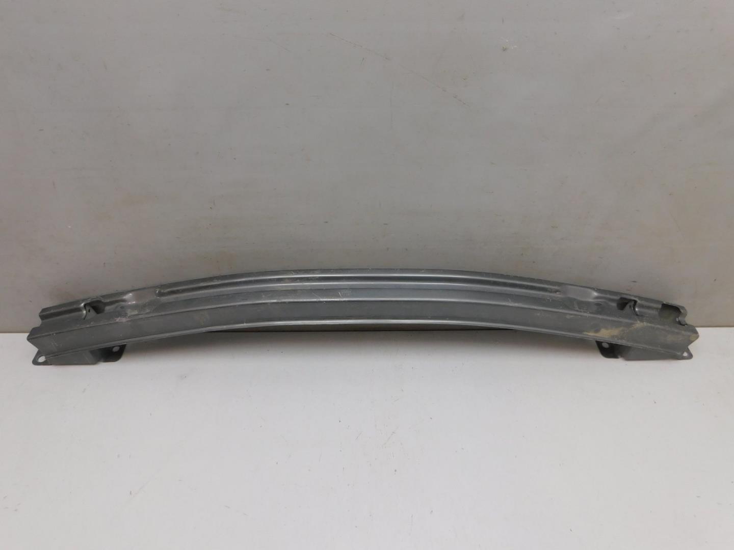 Усилитель заднего бампера