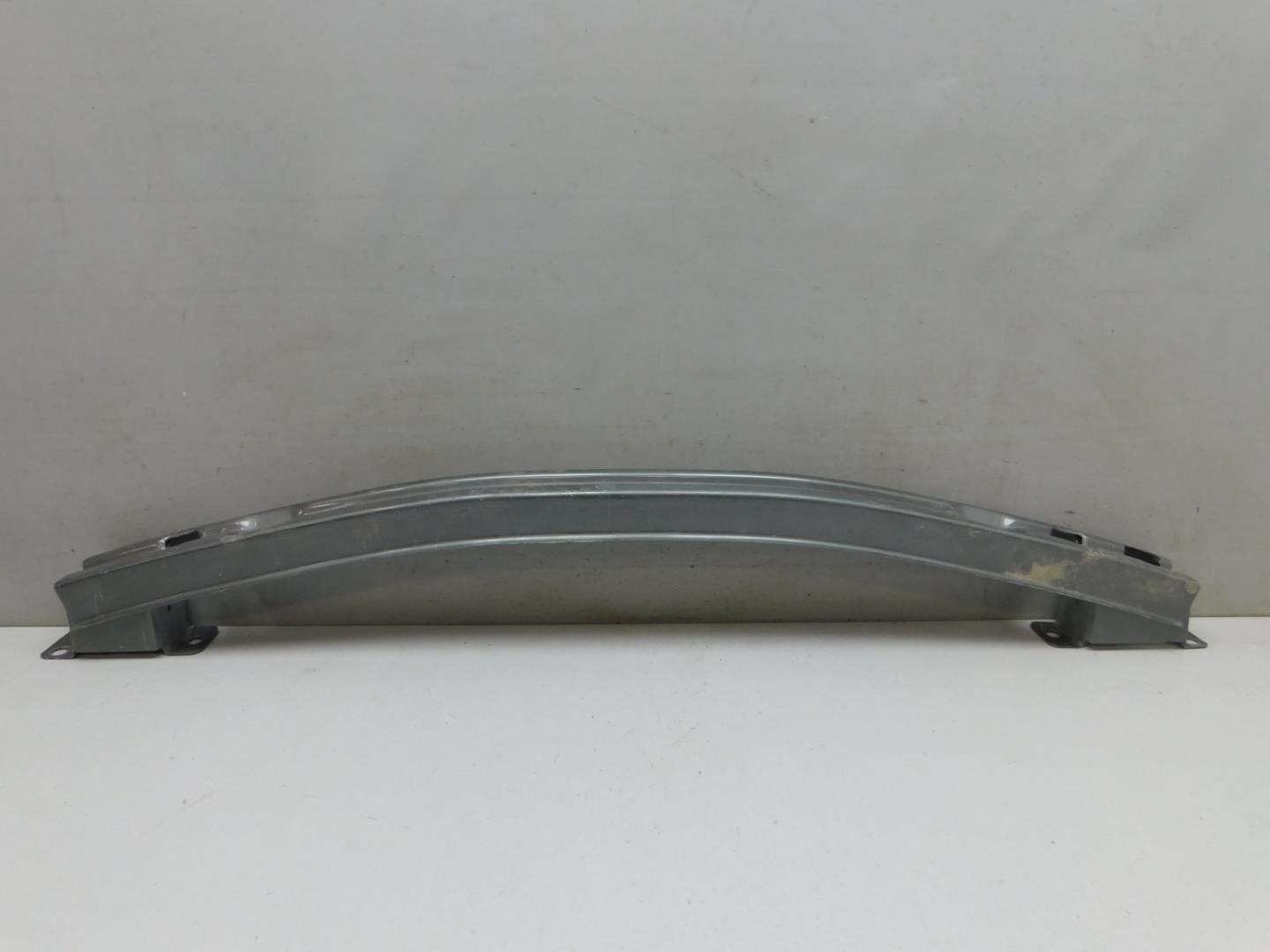 Усилитель заднего бампера