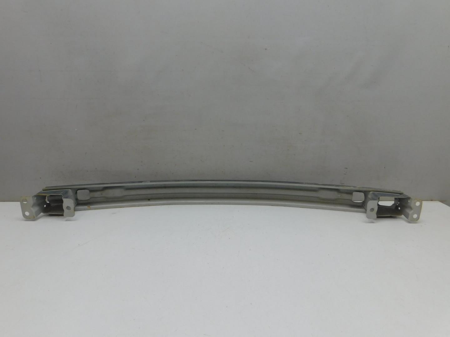 Усилитель заднего бампера