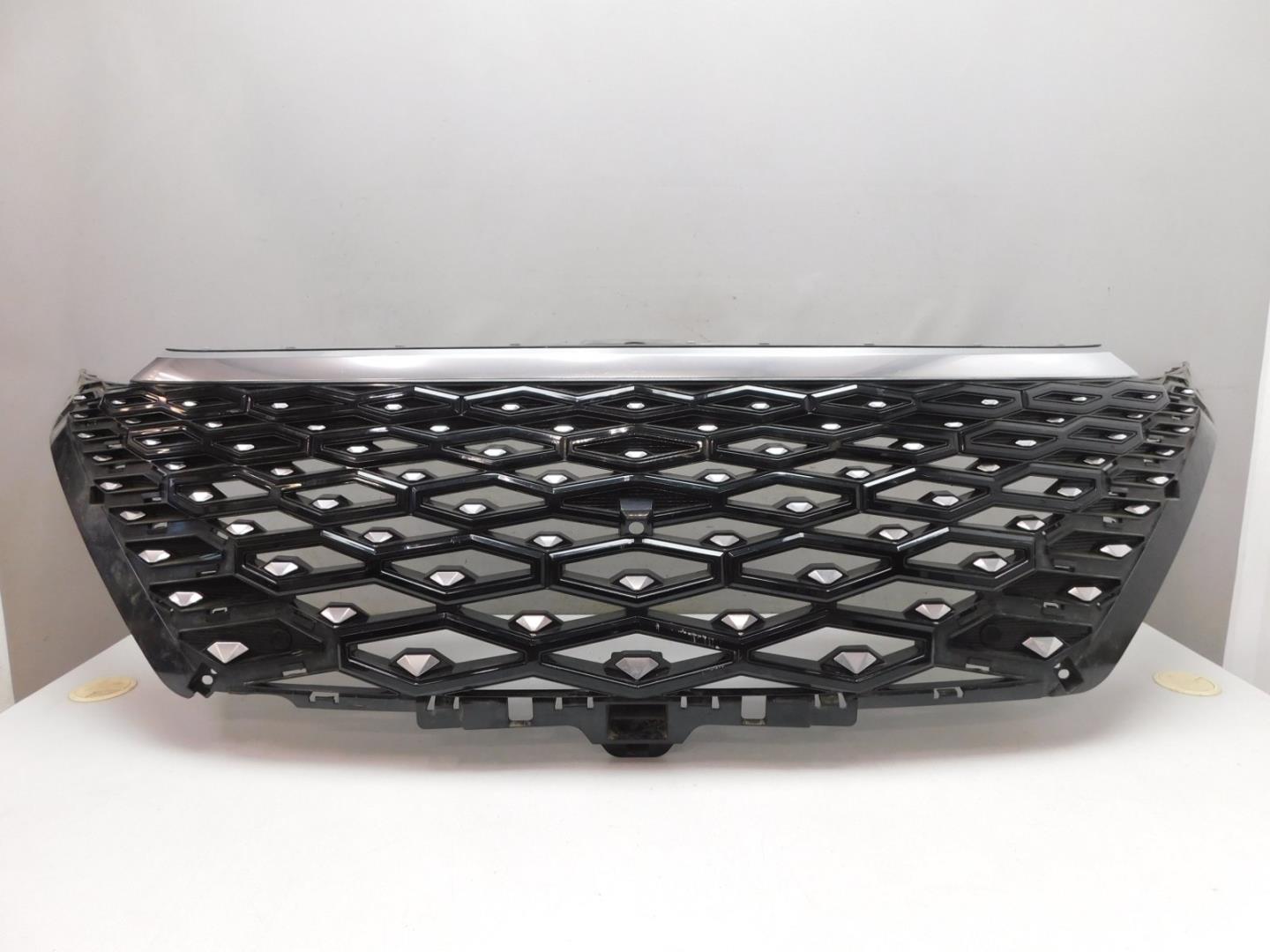 Решетка радиатора