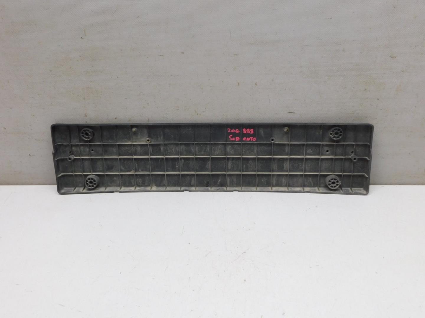 Накладка переднего бампера