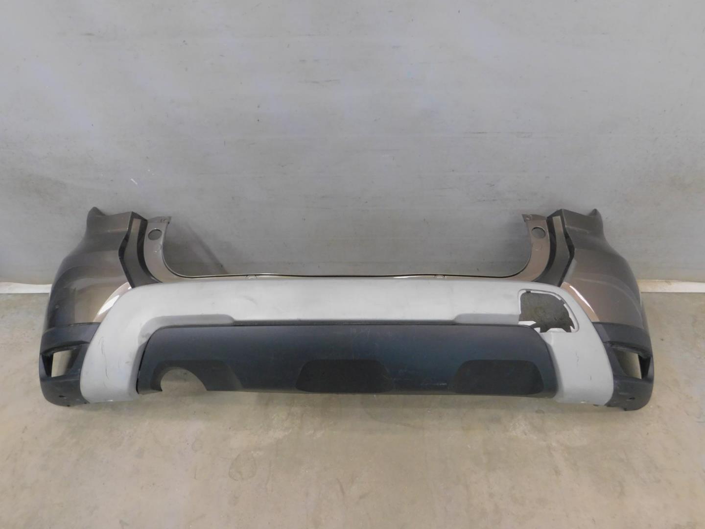 Бампер задний