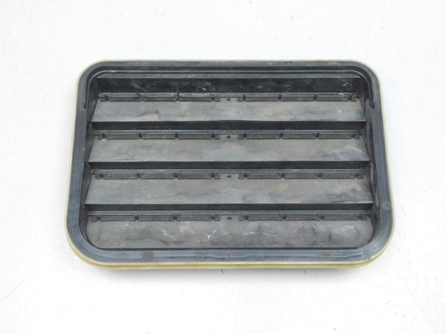 Решетка вентиляционная