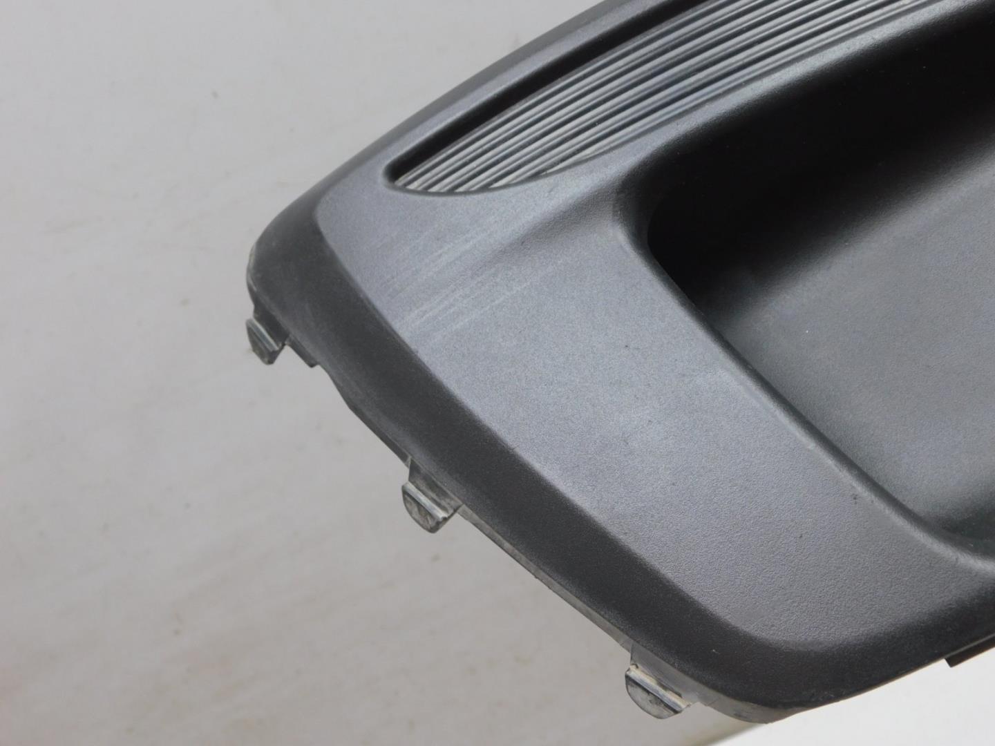 Решетка в бампер правая