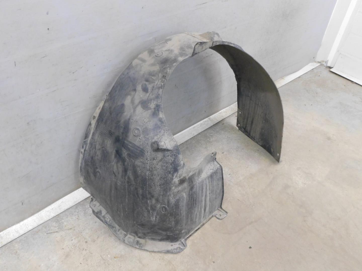 Локер передний правый