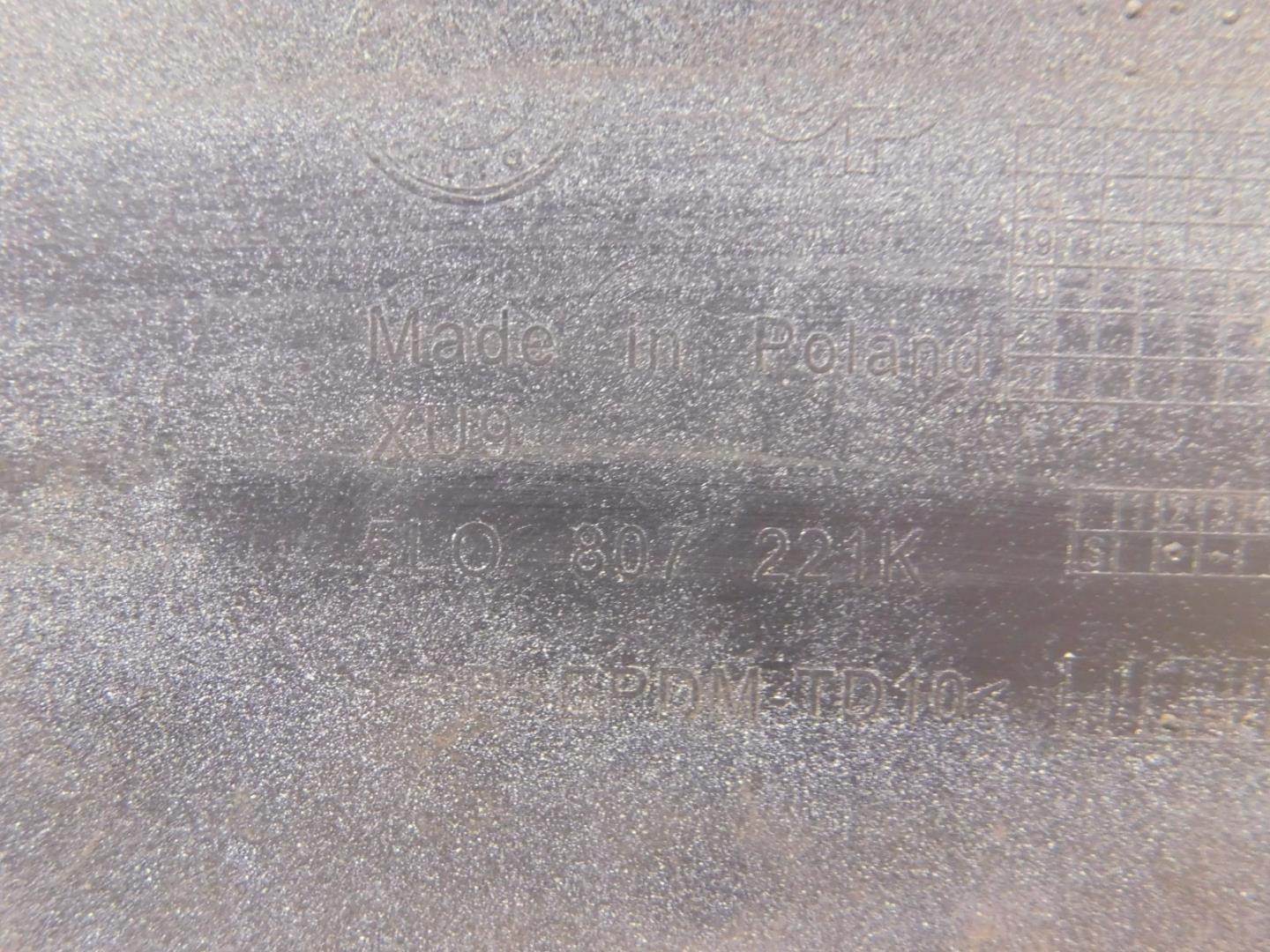 Бампер передний