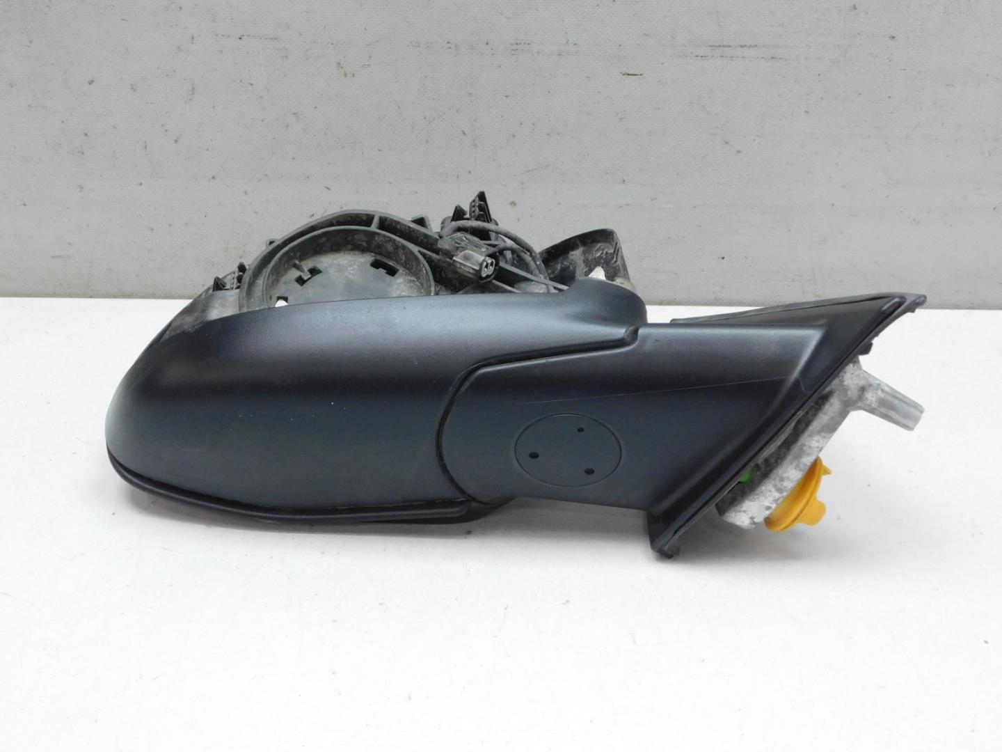 Зеркало правое электрическое