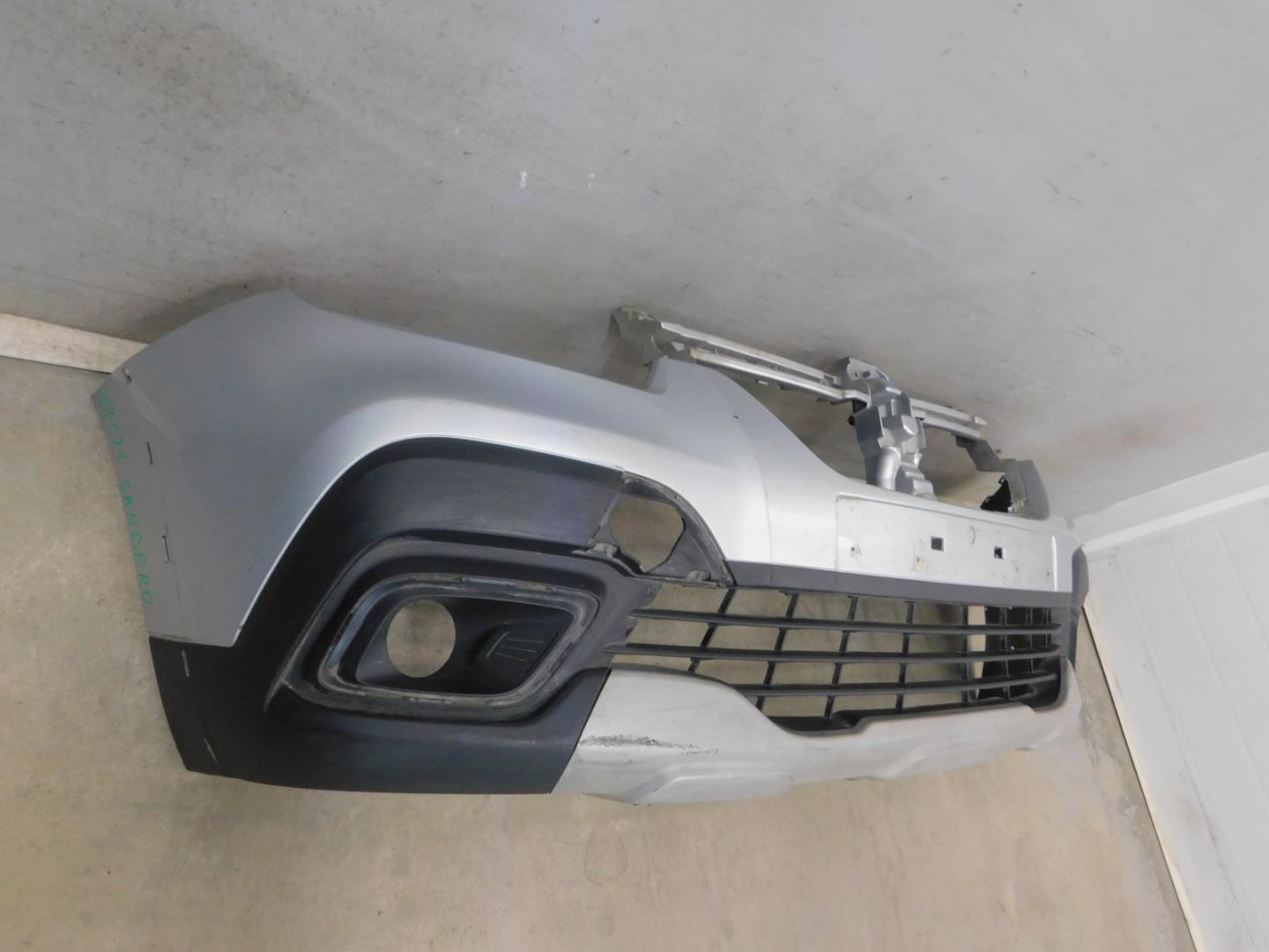 Бампер передний