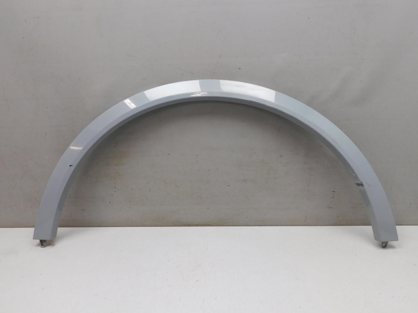 Накладка заднего крыла левого