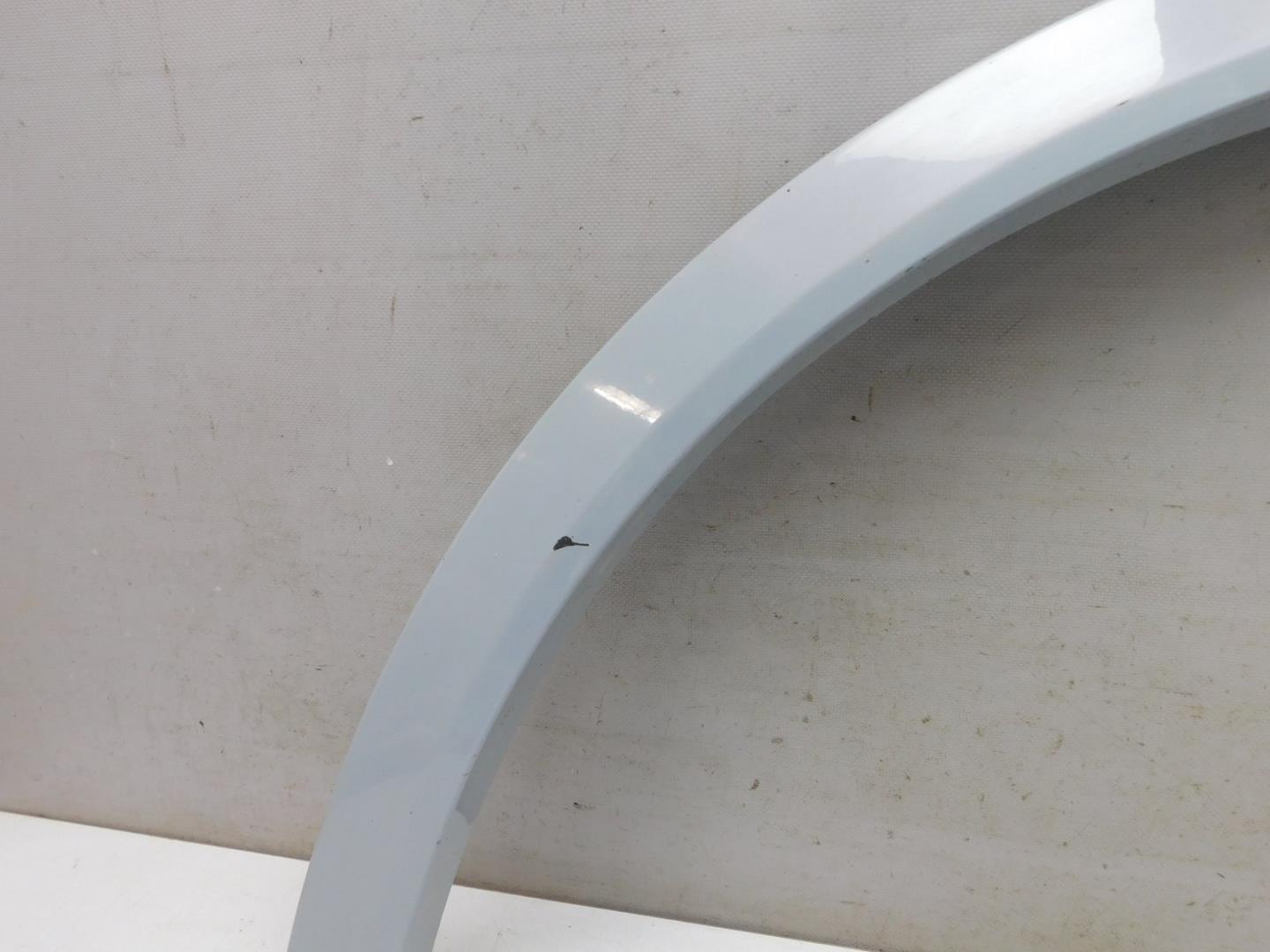 Накладка заднего крыла левого