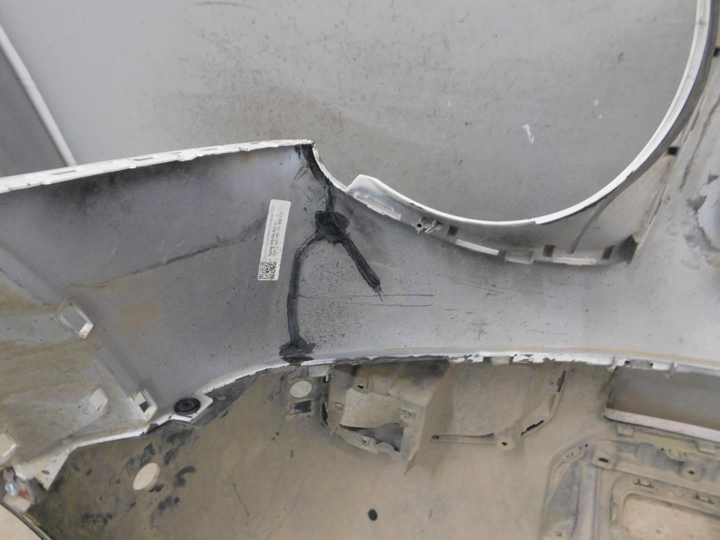 Бампер передний