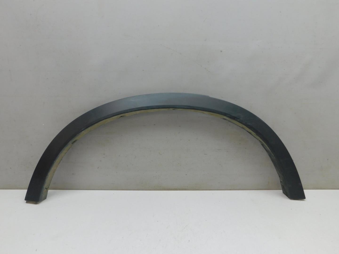 Накладка заднего крыла правого