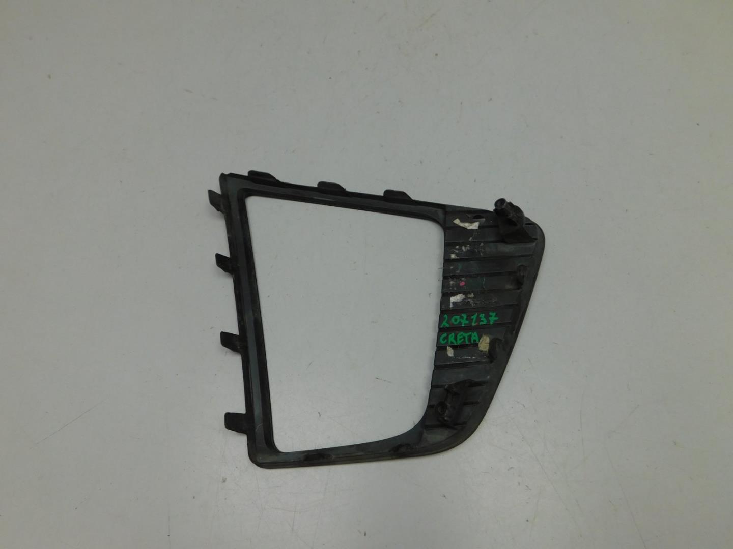 Решетка в бампер левая