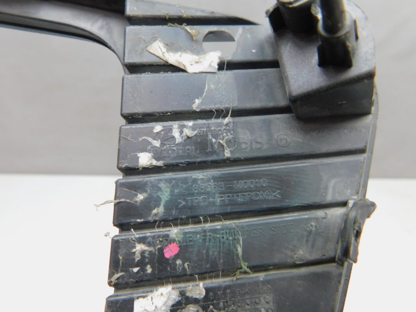 Решетка в бампер левая