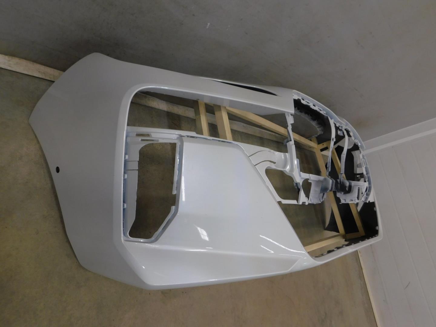 Бампер передний