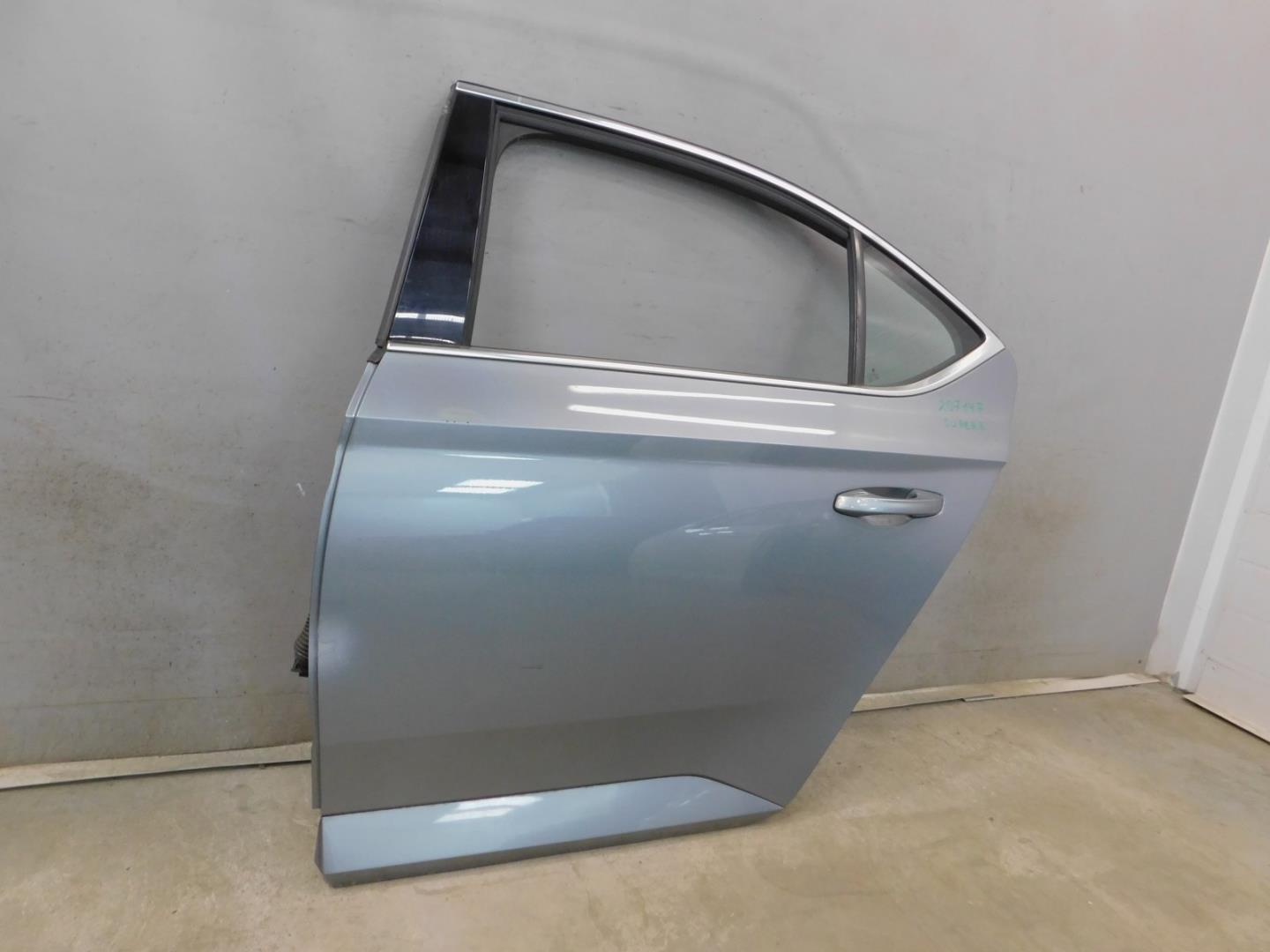 Дверь задняя левая
