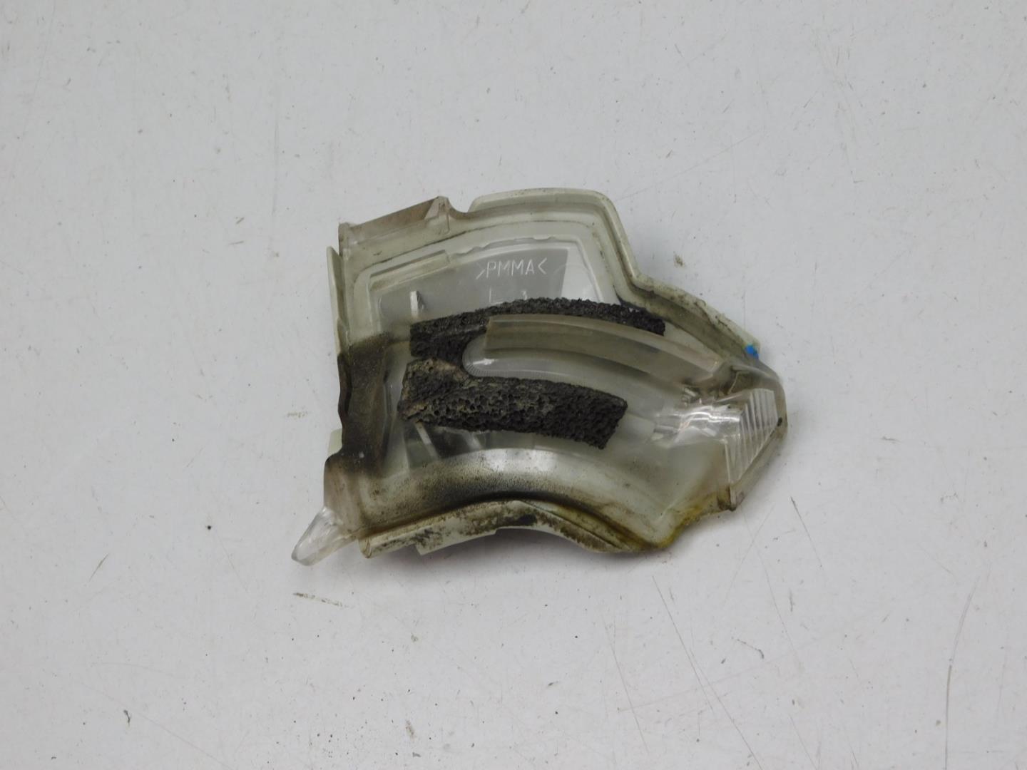 Повторитель поворота белый