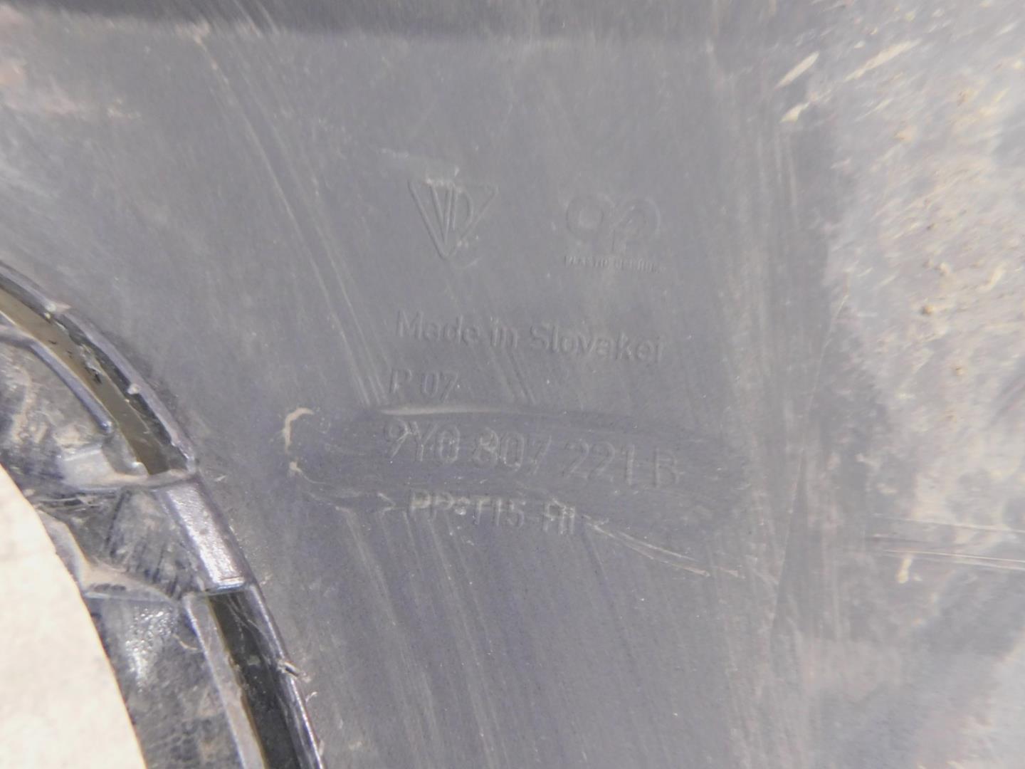 Бампер передний