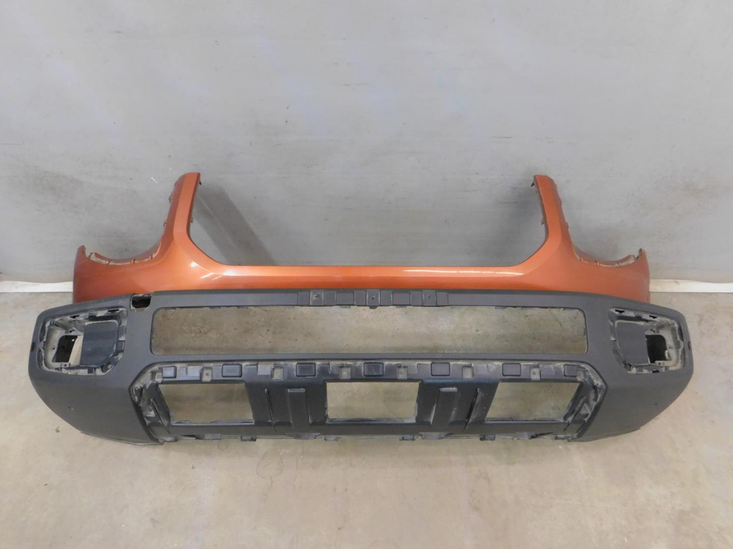 Бампер передний
