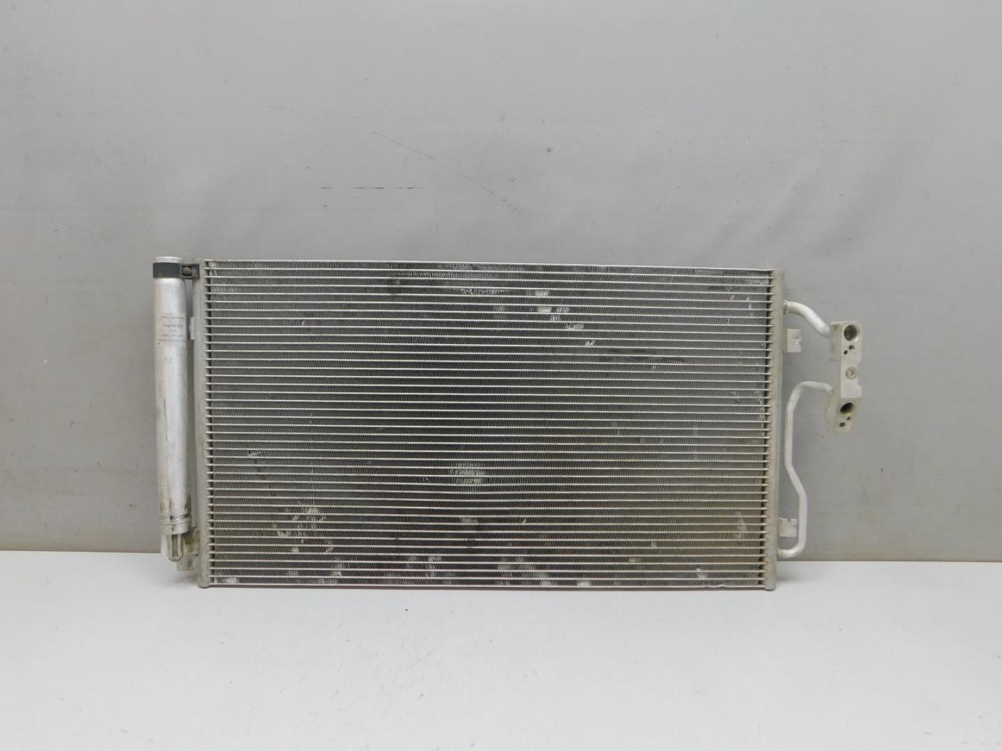 Радиатор кондиционера / конденсер