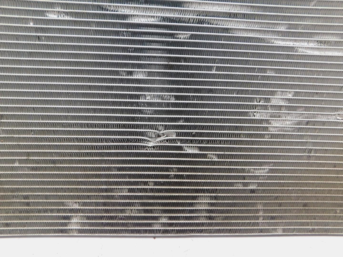 Радиатор кондиционера / конденсер