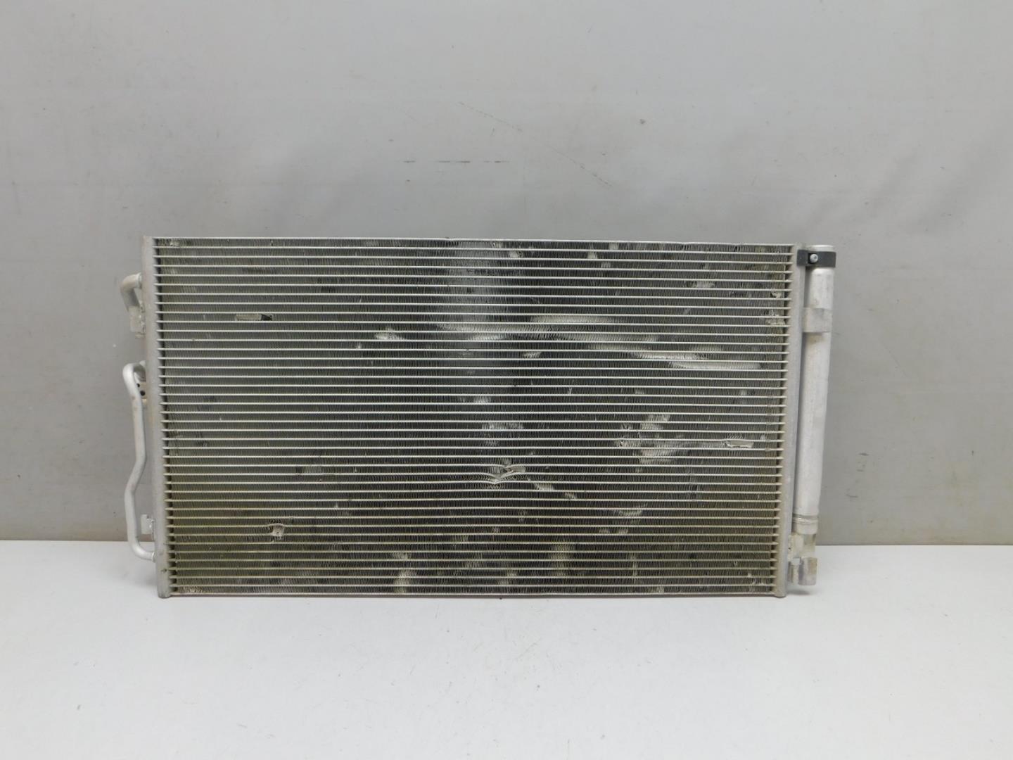 Радиатор кондиционера / конденсер