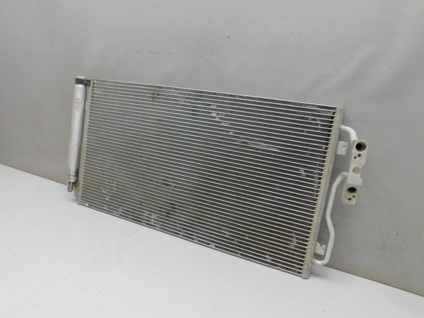 Радиатор кондиционера / конденсер