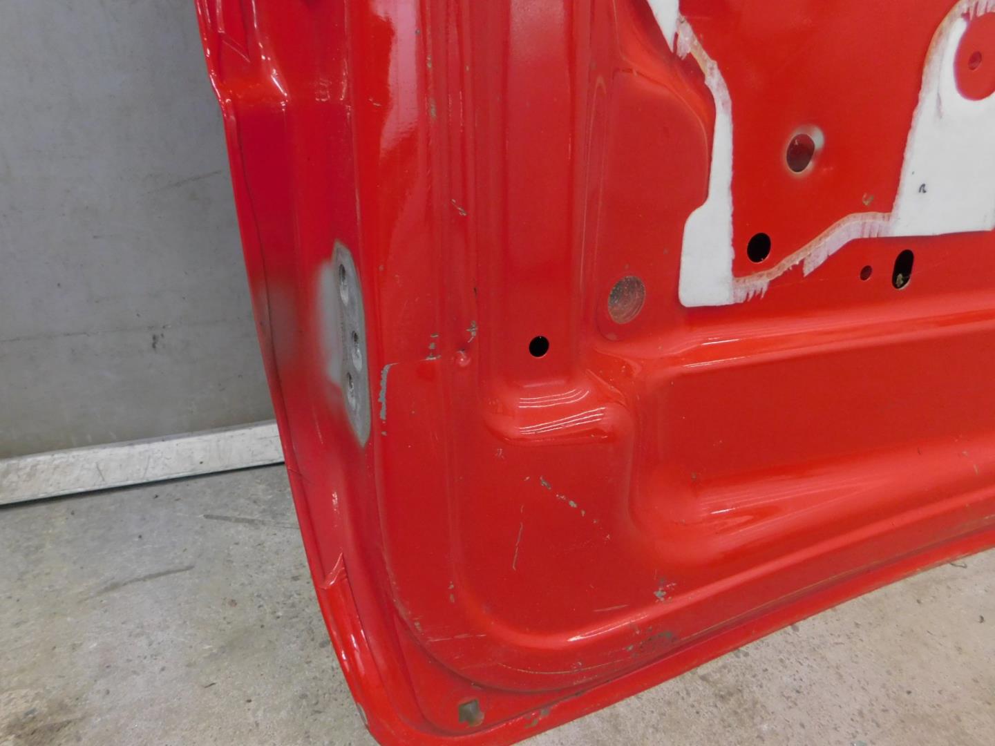 Дверь багажника