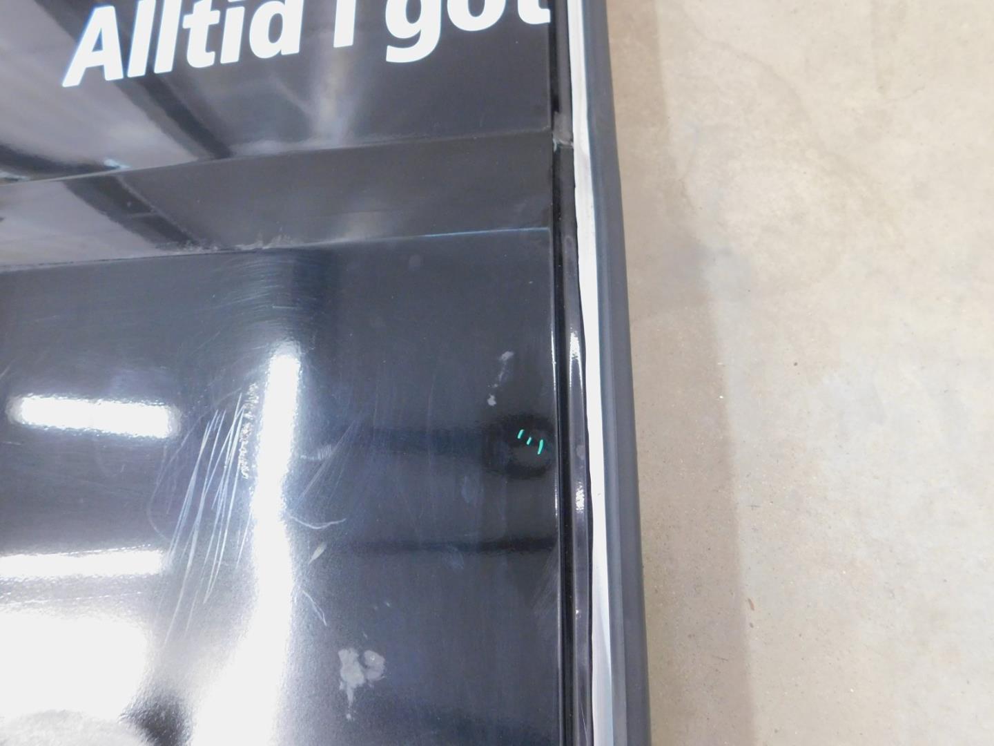 Дверь багажника