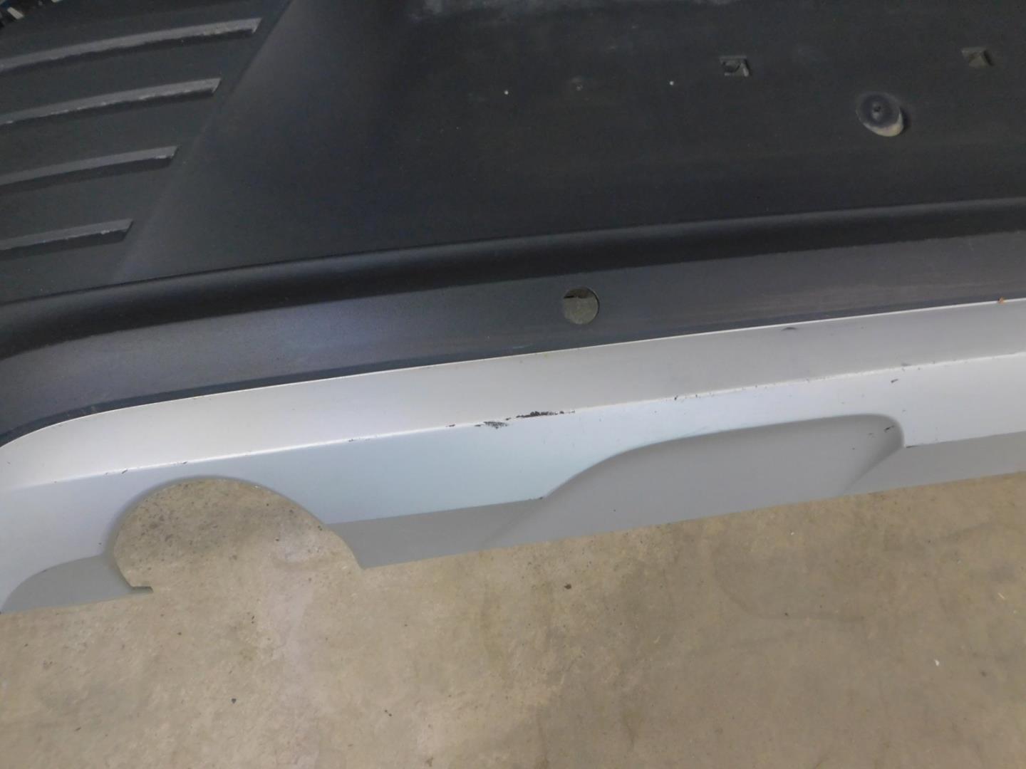 Бампер задний