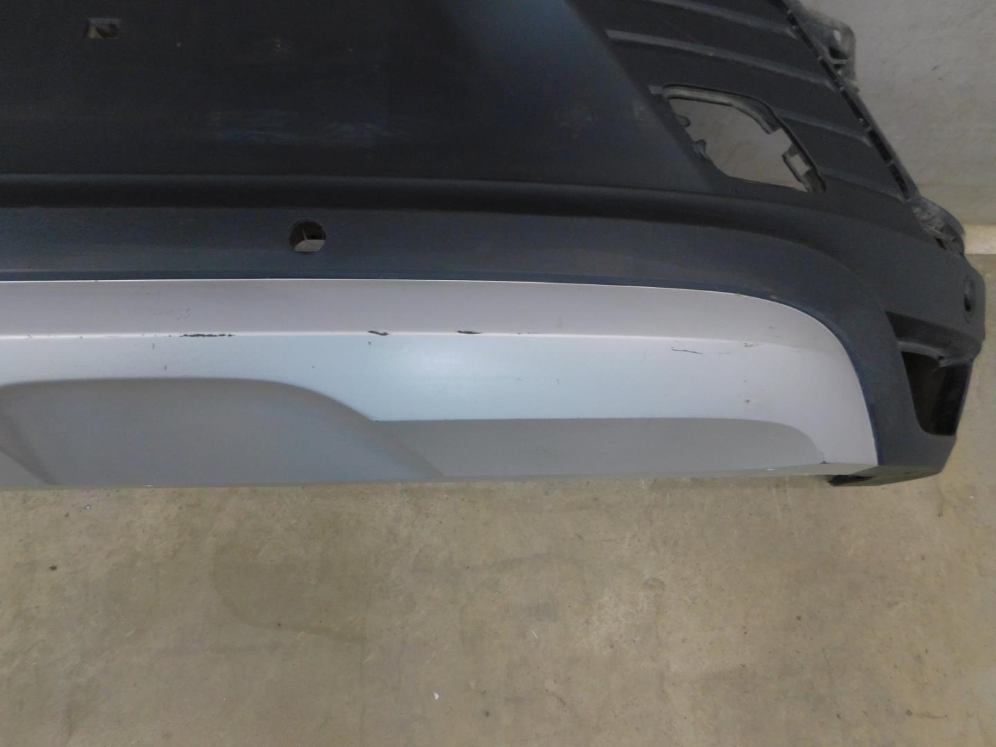 Бампер задний