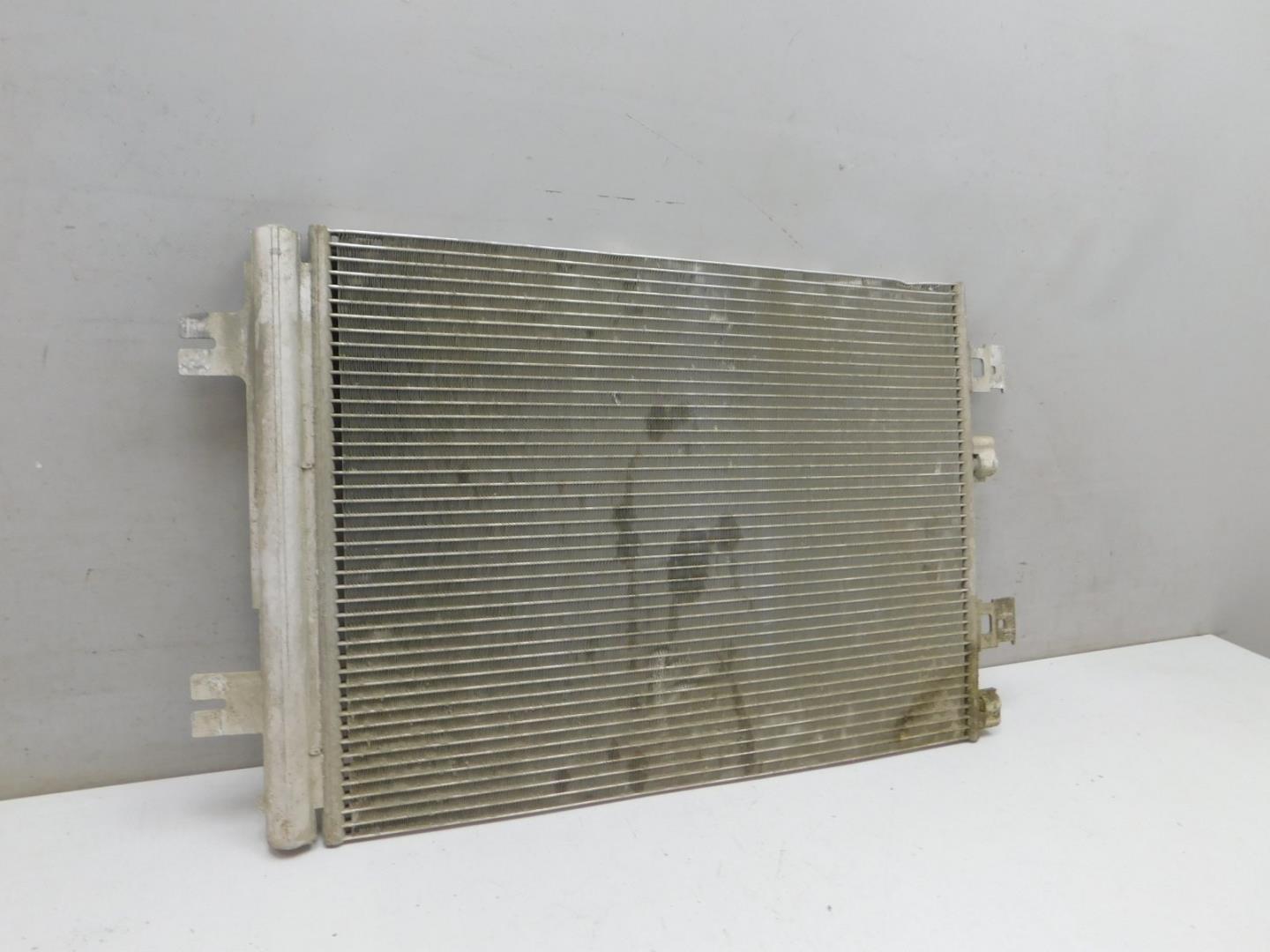 Радиатор кондиционера / конденсер