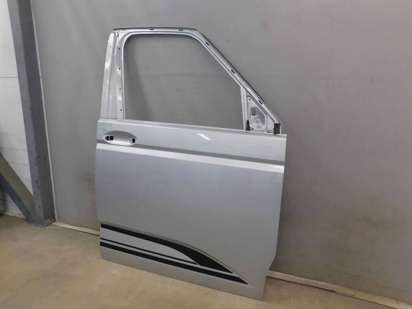 Дверь передняя правая