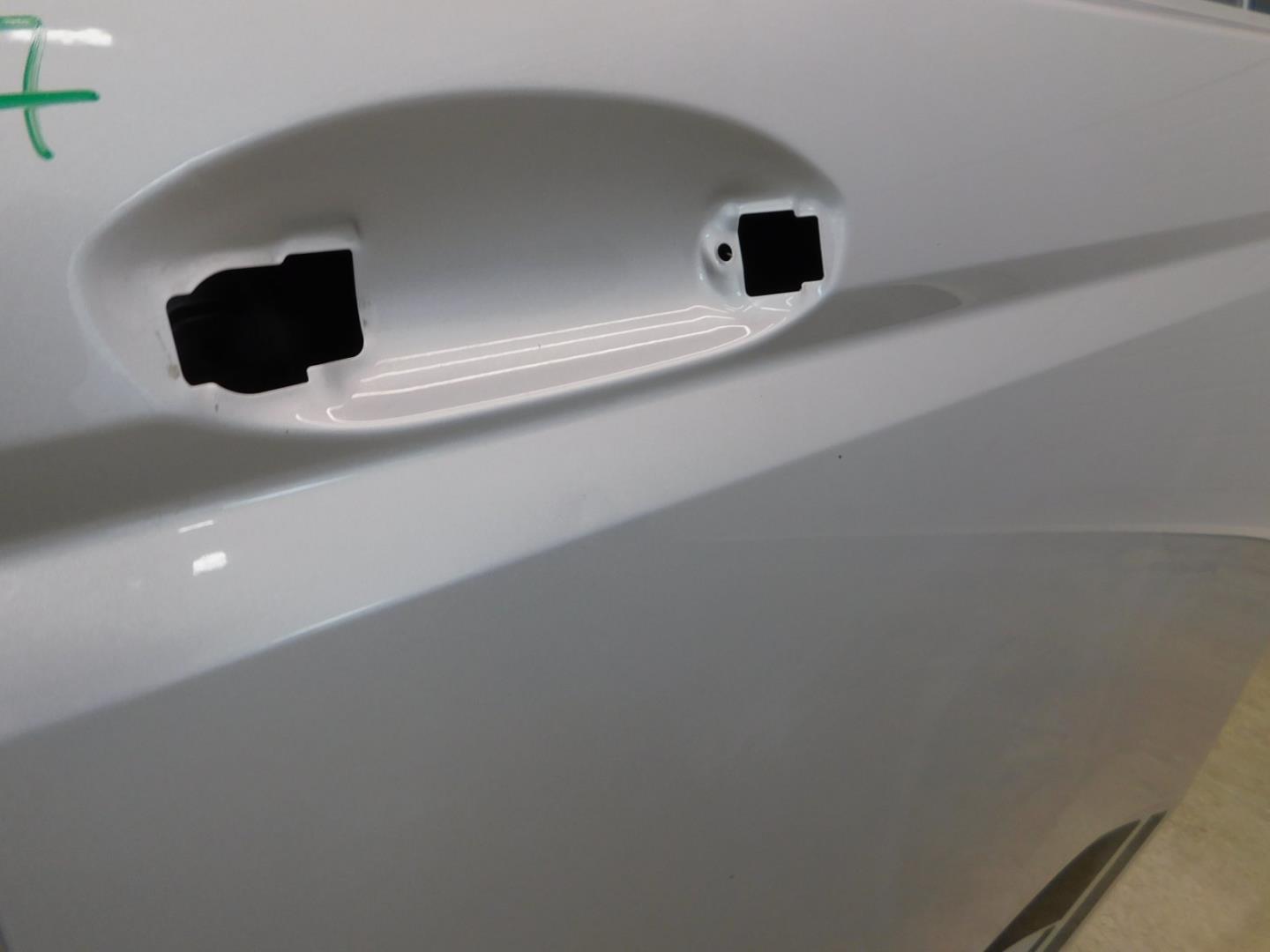 Дверь передняя правая