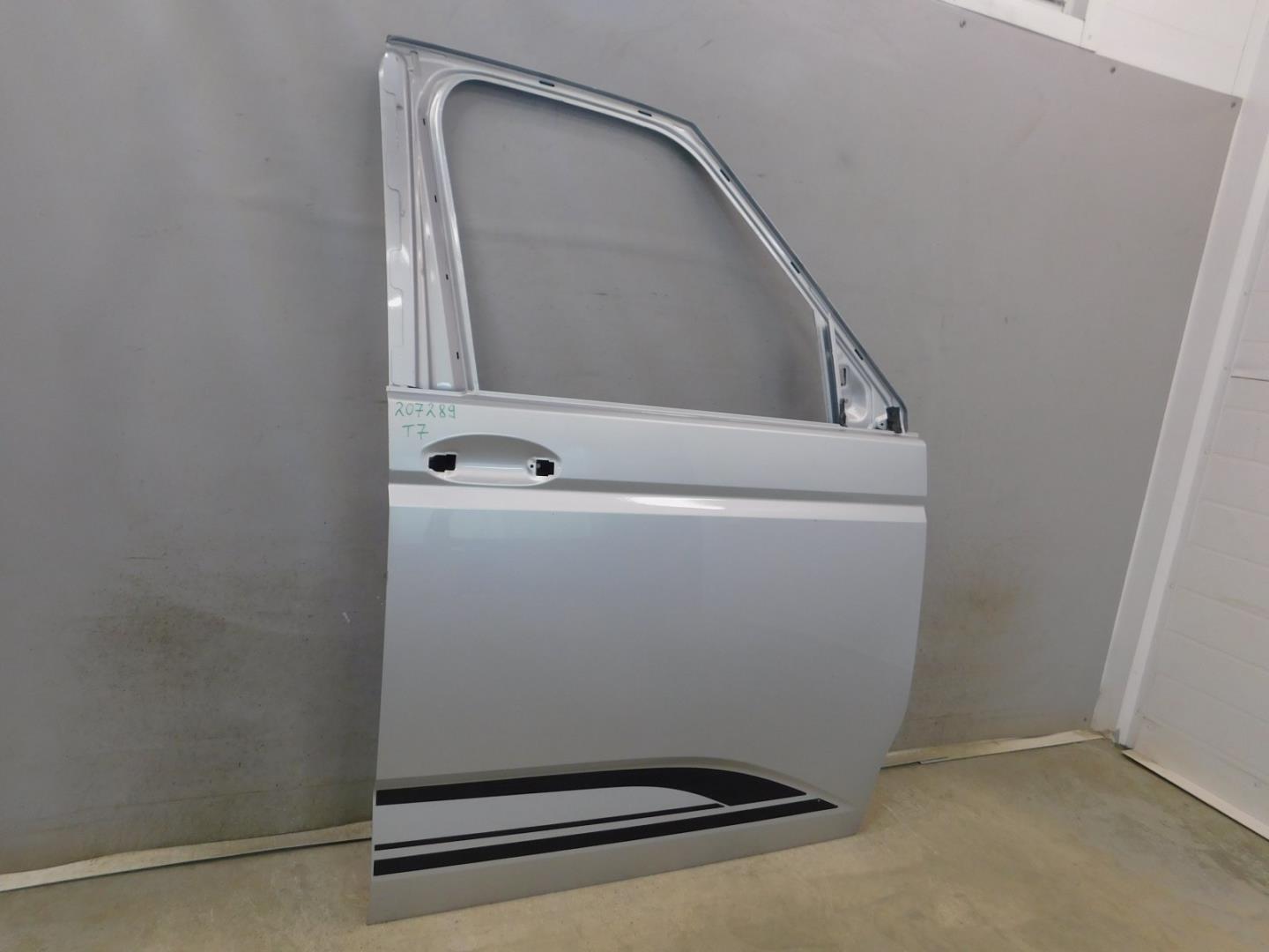 Дверь передняя правая