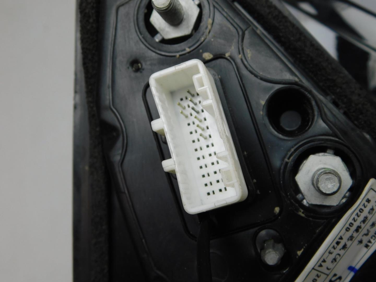 Зеркало правое электрическое