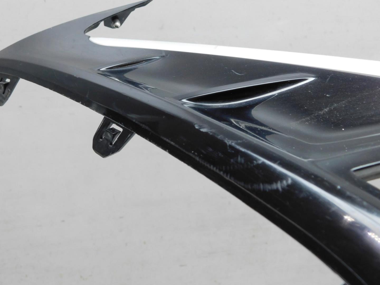 Решетка в бампер правая