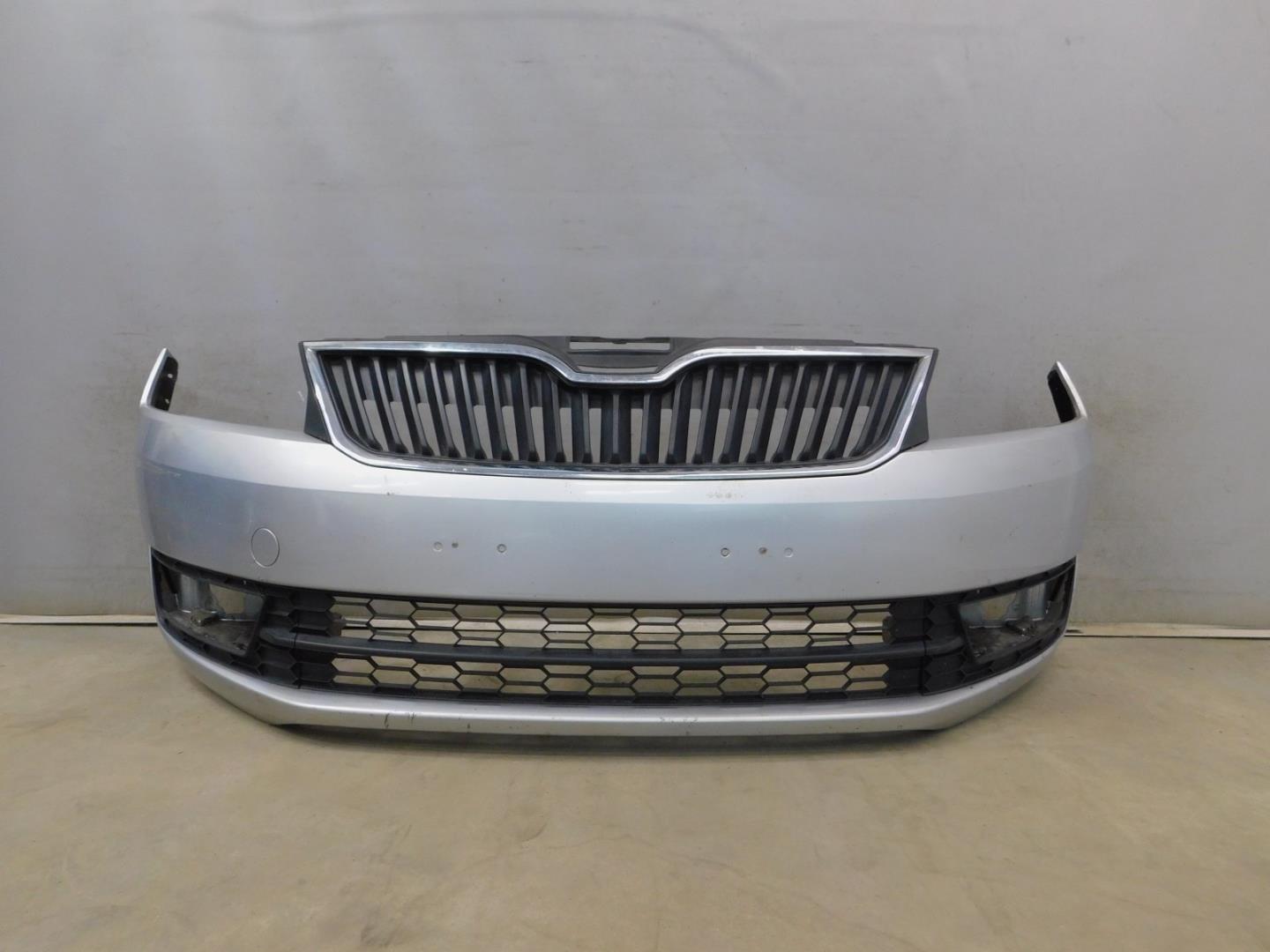 Бампер передний