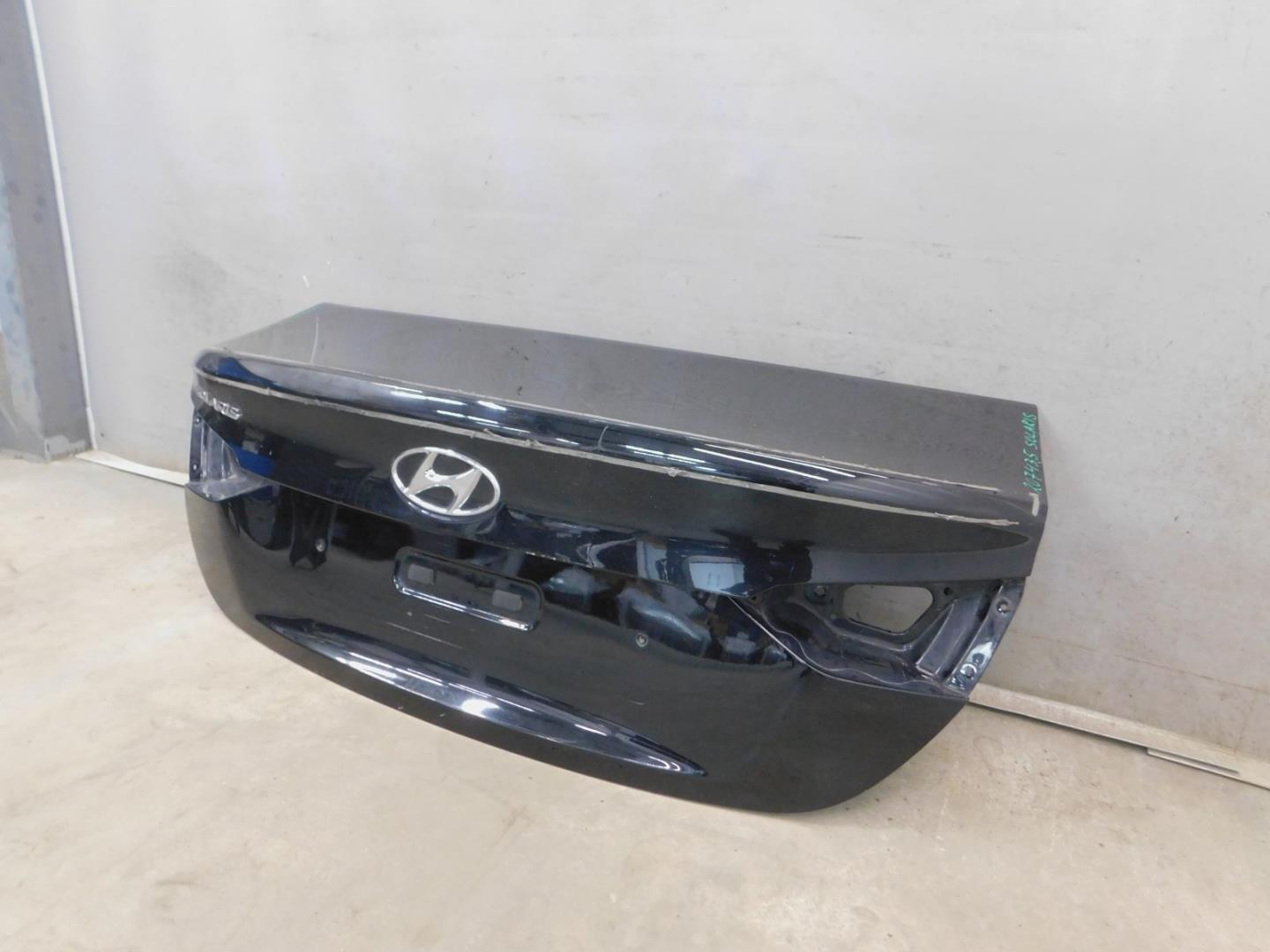 Крышка багажника