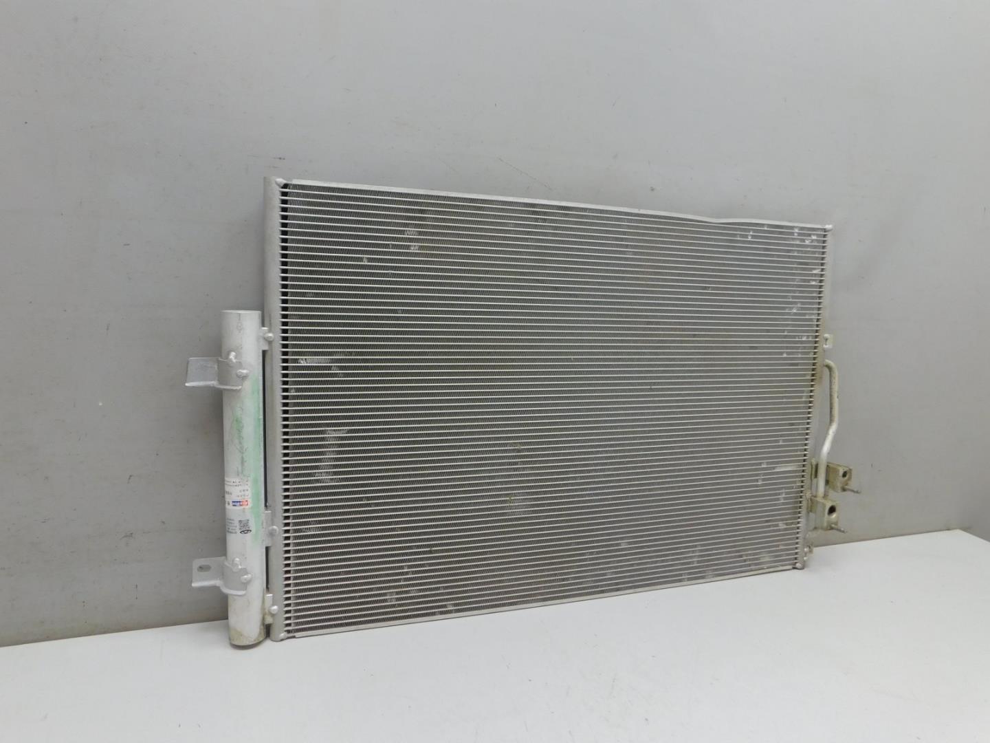 Радиатор кондиционера / конденсер