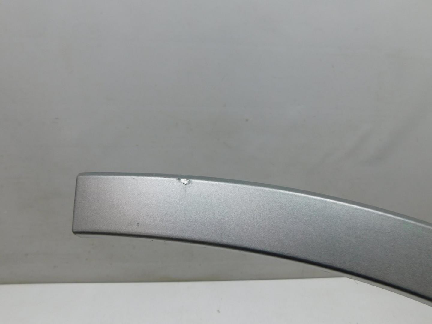 Накладка переднего крыла левого