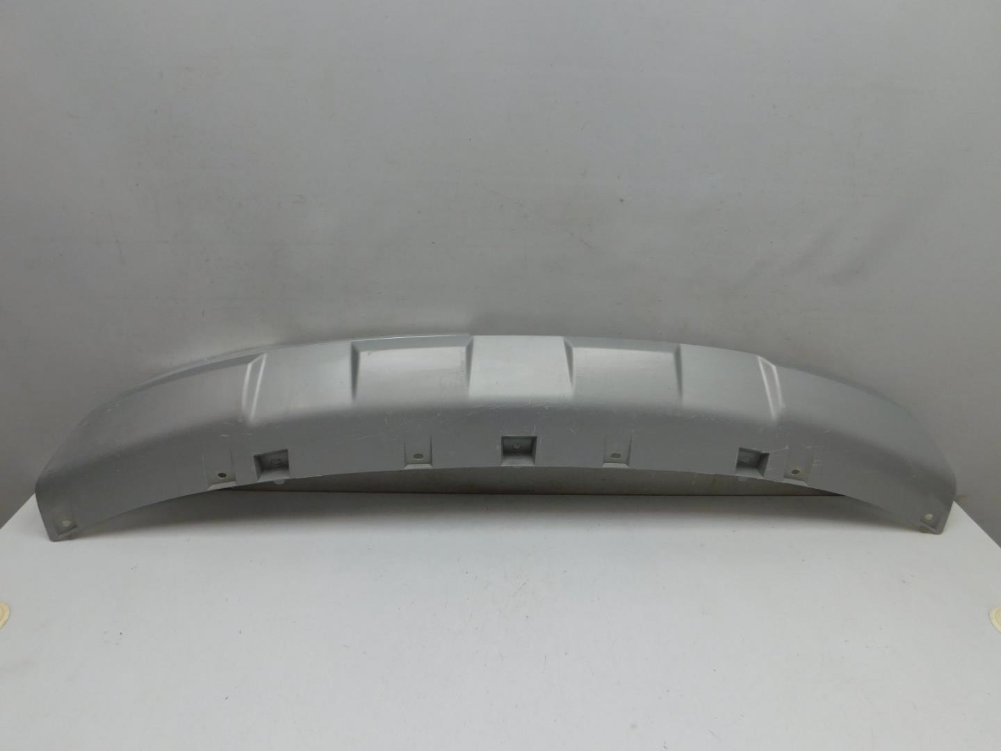 Накладка переднего бампера