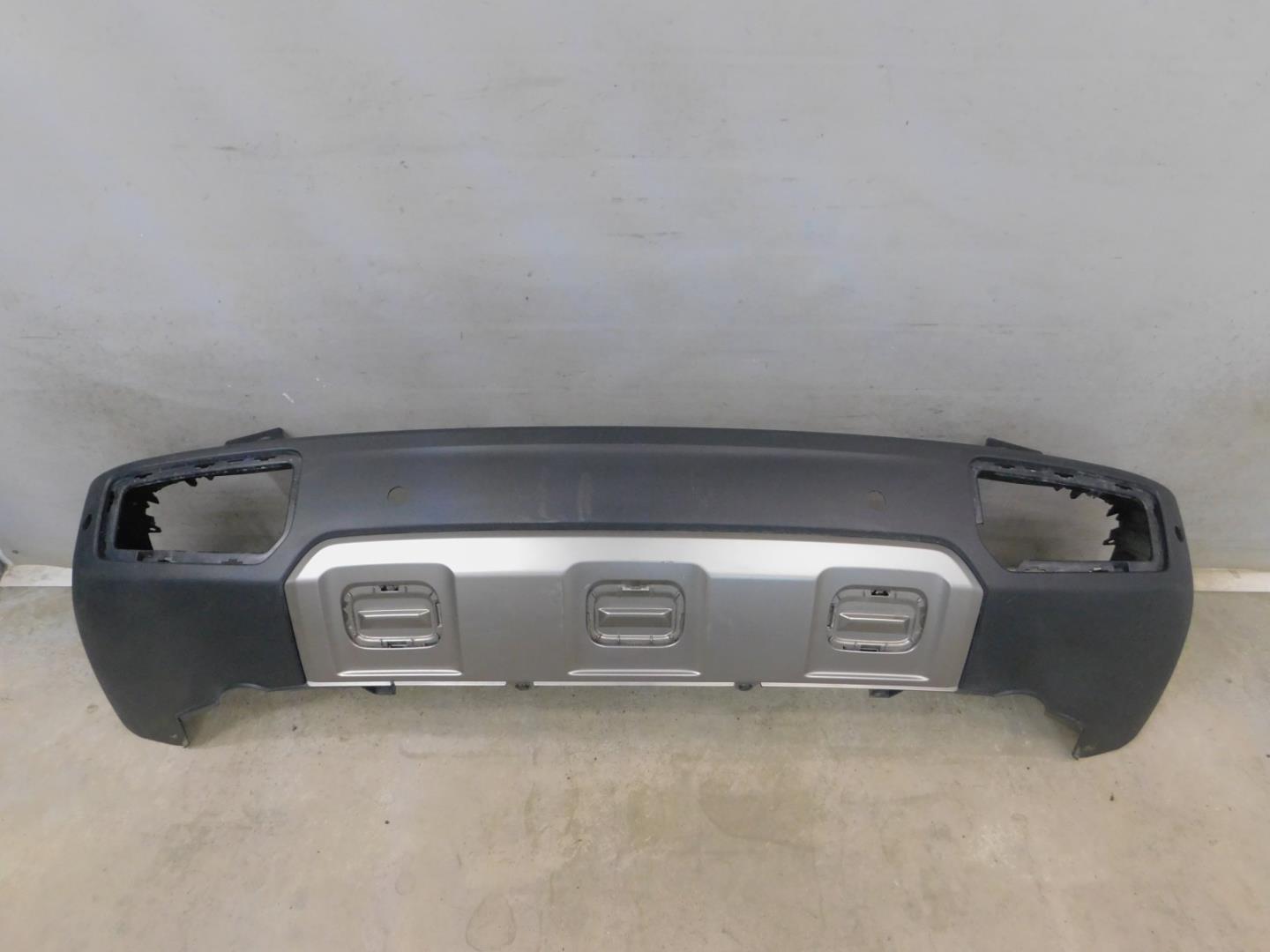 Бампер задний