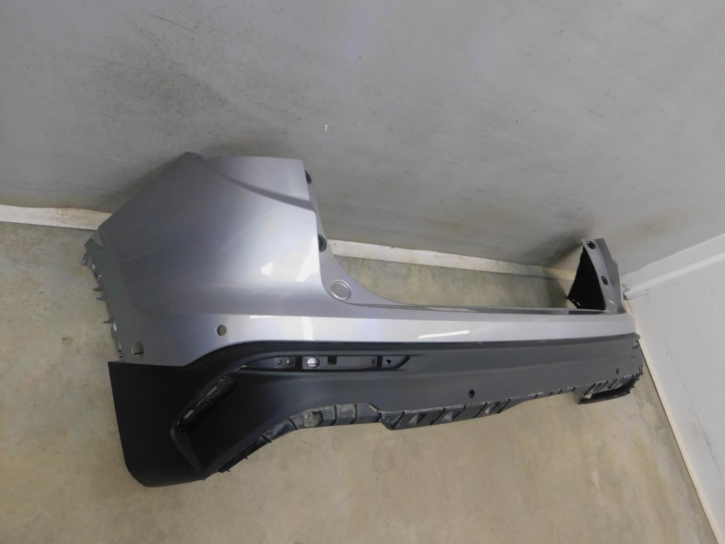 Бампер задний