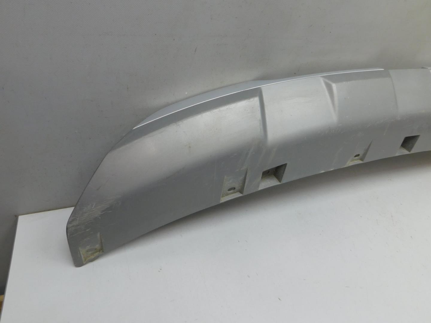 Накладка переднего бампера