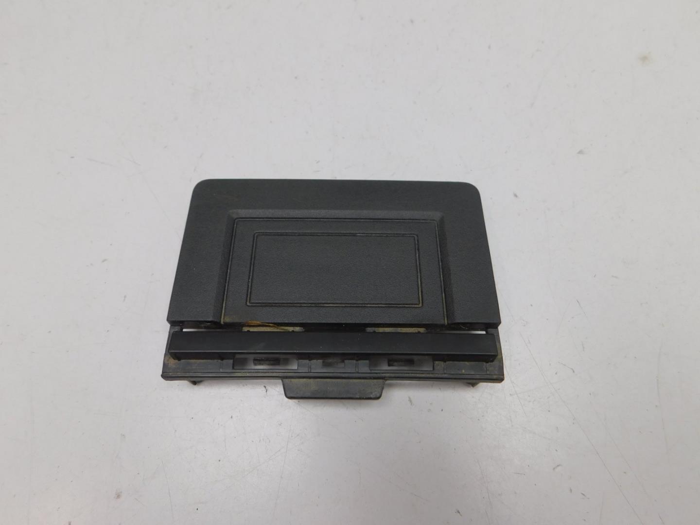 Заглушка бампера